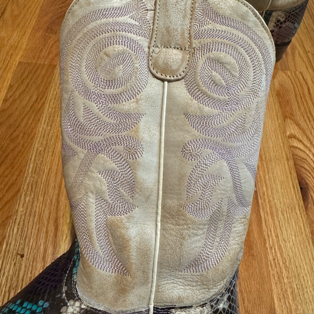 Women’s Roper multi colored Snakeskin Cowboy Boots w/Embroidered Shaft size 7.5 - Picture 11 of 16
